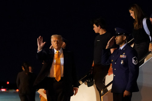 Trump is in excellent health, high cholesterol controlled White House doctor says