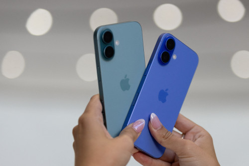 Apple’s China smartphone shipments slide 9% in first quarter