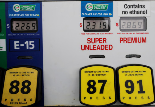 Trump administration allows temporary sales of summertime higher-ethanol fuel