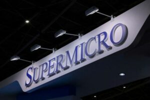 Supermicro scales new peak after revenue forecast raise re-ignites AI rally